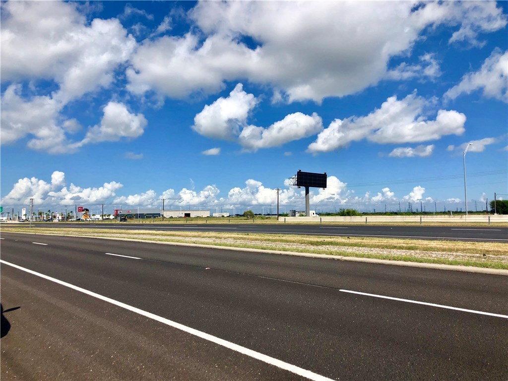 2805 IH 69 , Robstown, TX, 78380 | 363971 | Realty Texas LLC