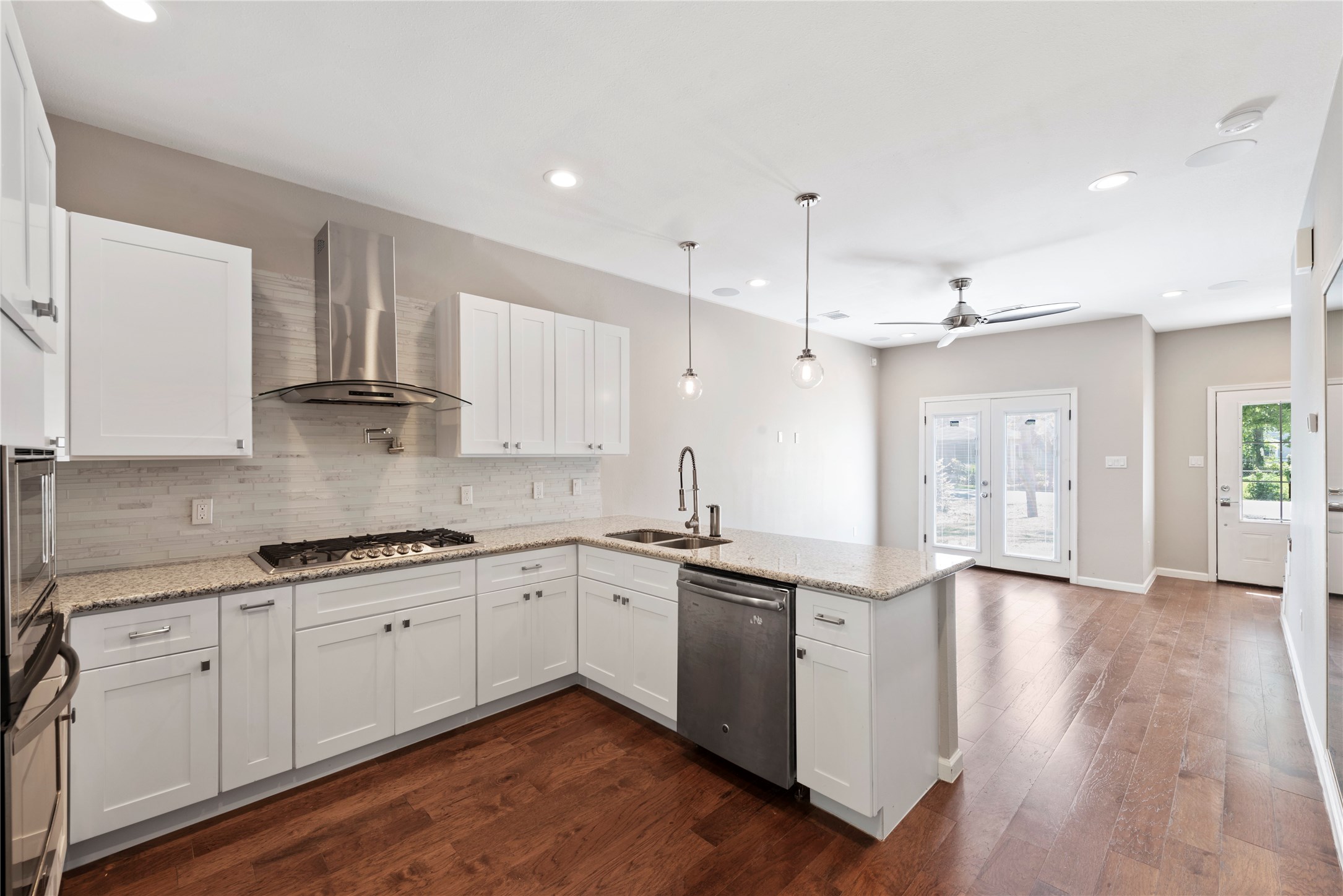8029 Brandon Street , Houston, TX, 77051 | 76161520 | Realty Texas LLC