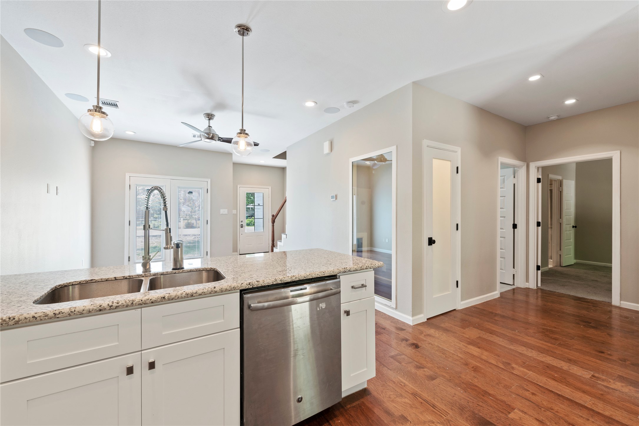 8029 Brandon Street , Houston, TX, 77051 | 76161520 | Realty Texas LLC
