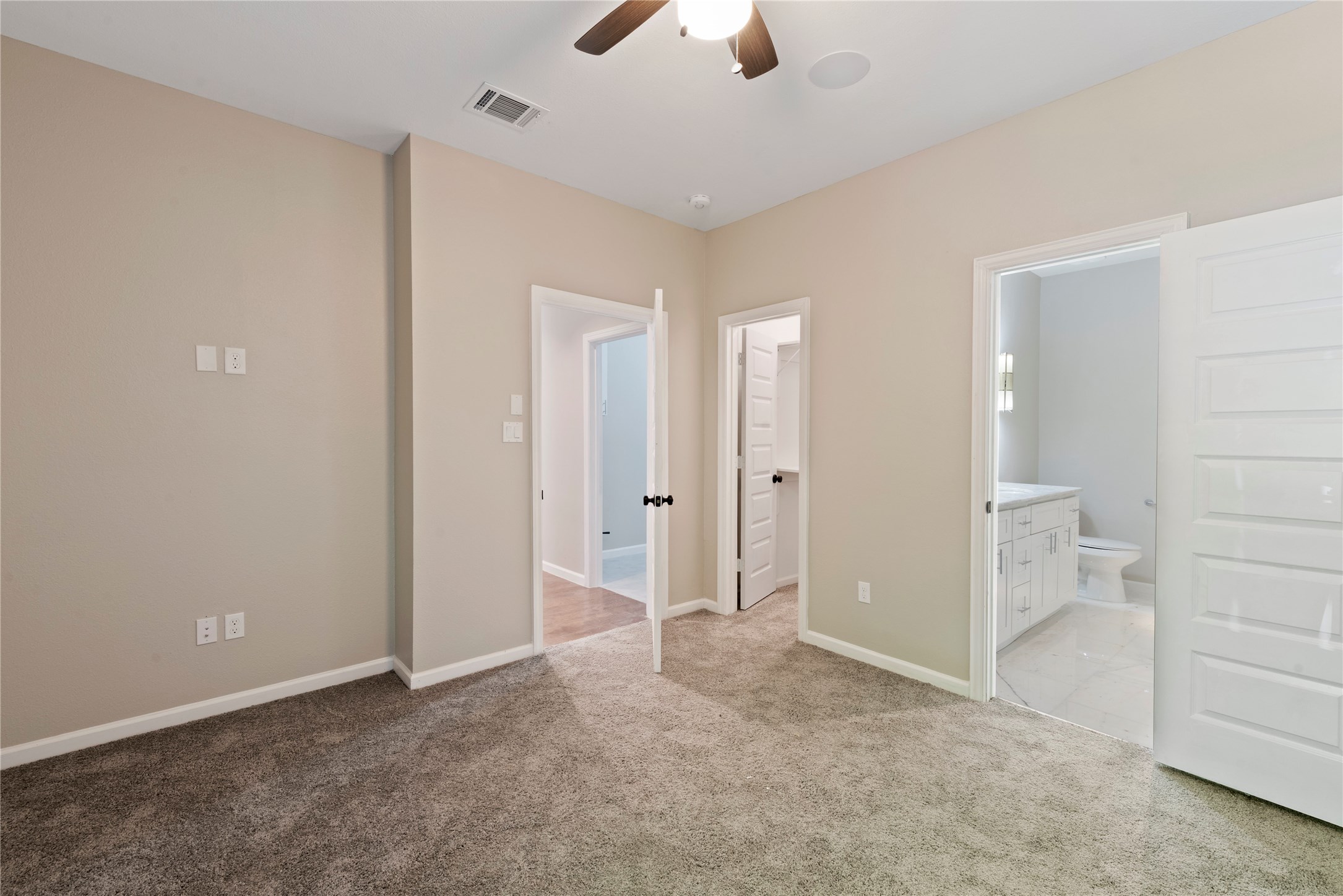 8029 Brandon Street , Houston, TX, 77051 | 76161520 | Realty Texas LLC