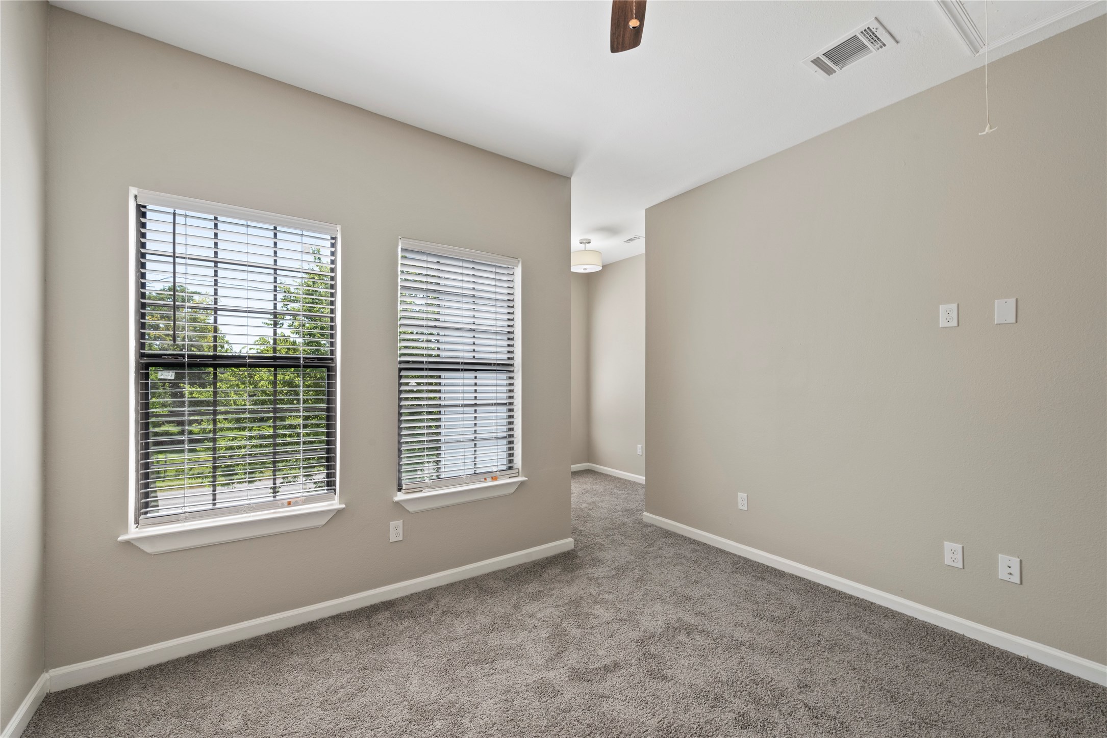 8029 Brandon Street , Houston, TX, 77051 | 76161520 | Realty Texas LLC