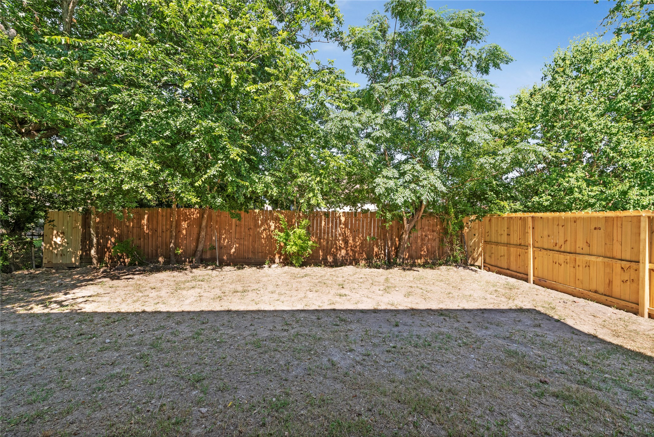 8029 Brandon Street , Houston, TX, 77051 | 76161520 | Realty Texas LLC