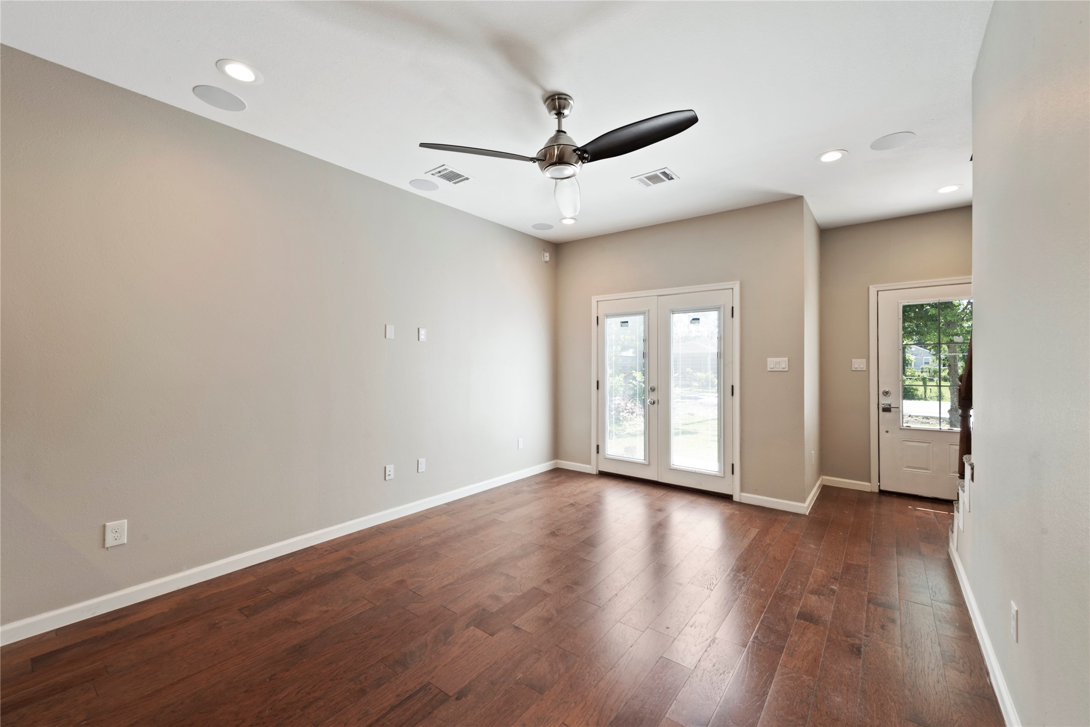 8029 Brandon Street , Houston, TX, 77051 | 76161520 | Realty Texas LLC
