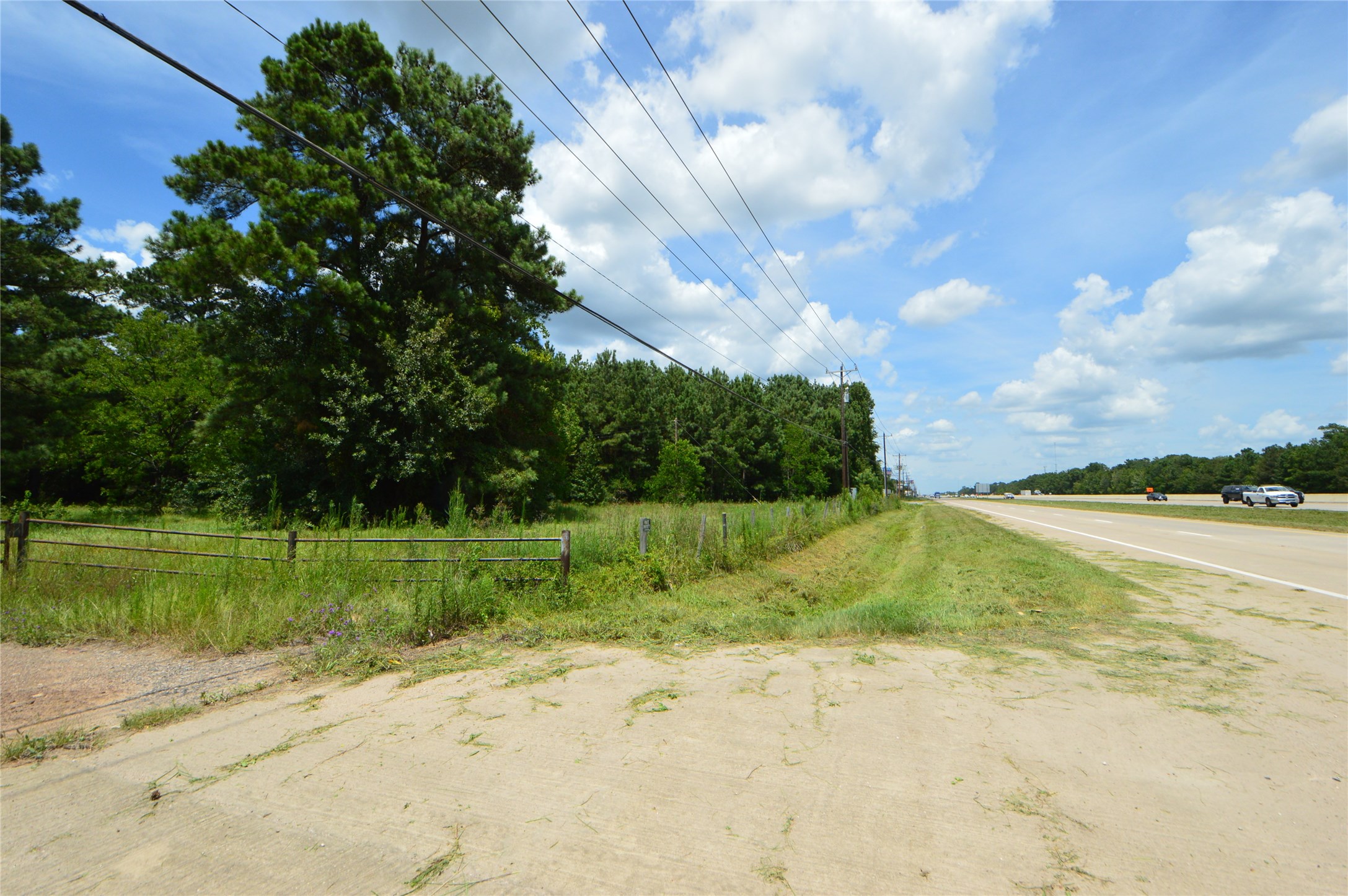 18286 Hwy 59, New Caney, TX, 77357 | 42831844 | Realty Texas LLC