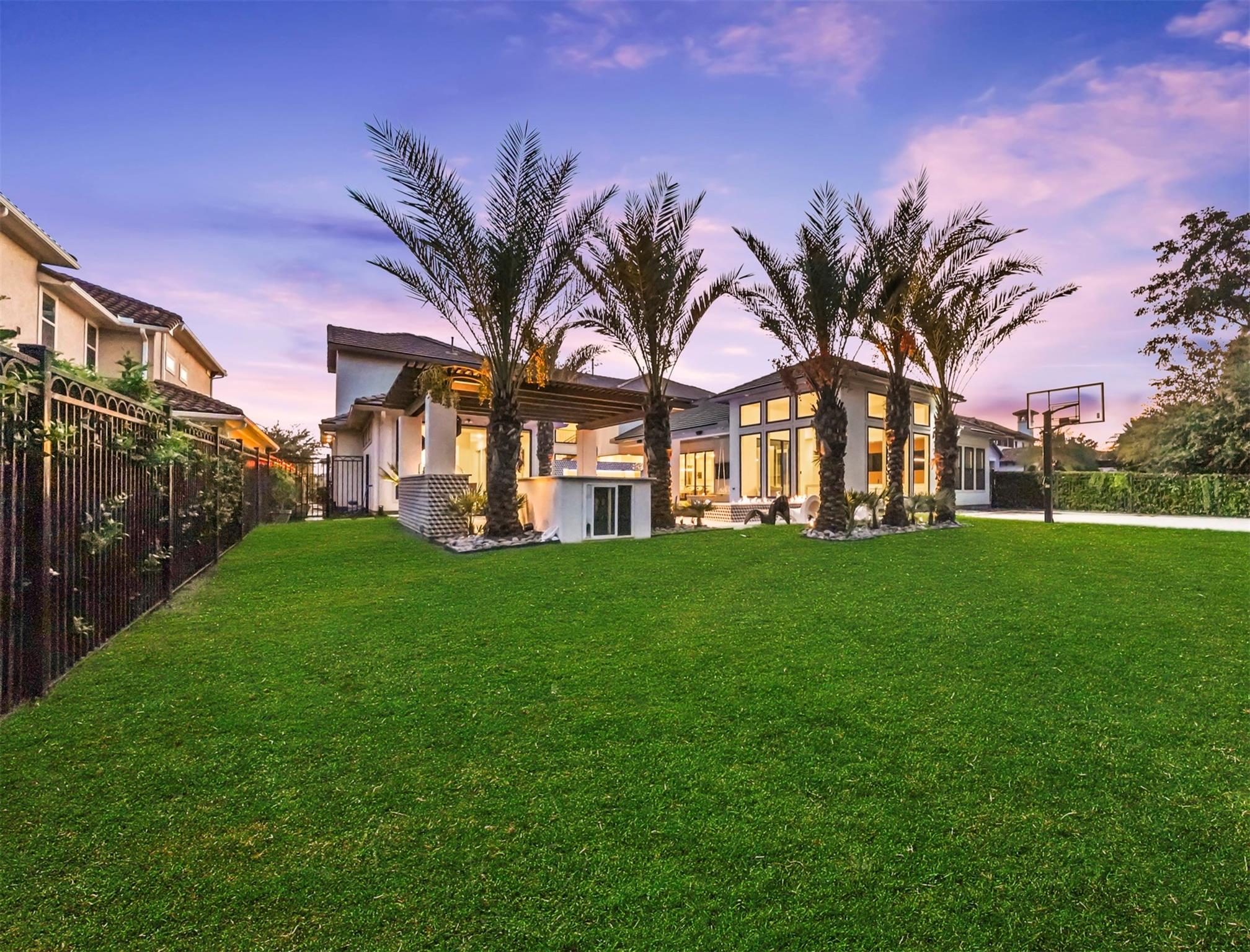 43 Enclave Manor Drive , Sugar Land, TX, 77479 | 68903696 | Realty Texas LLC