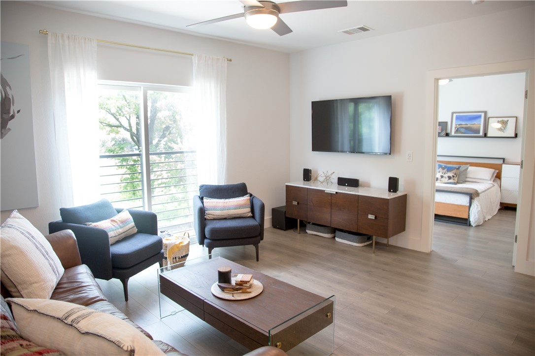 2213 Poquito Street 122 , Austin, TX, 78722 | 8706564 | Realty Texas LLC