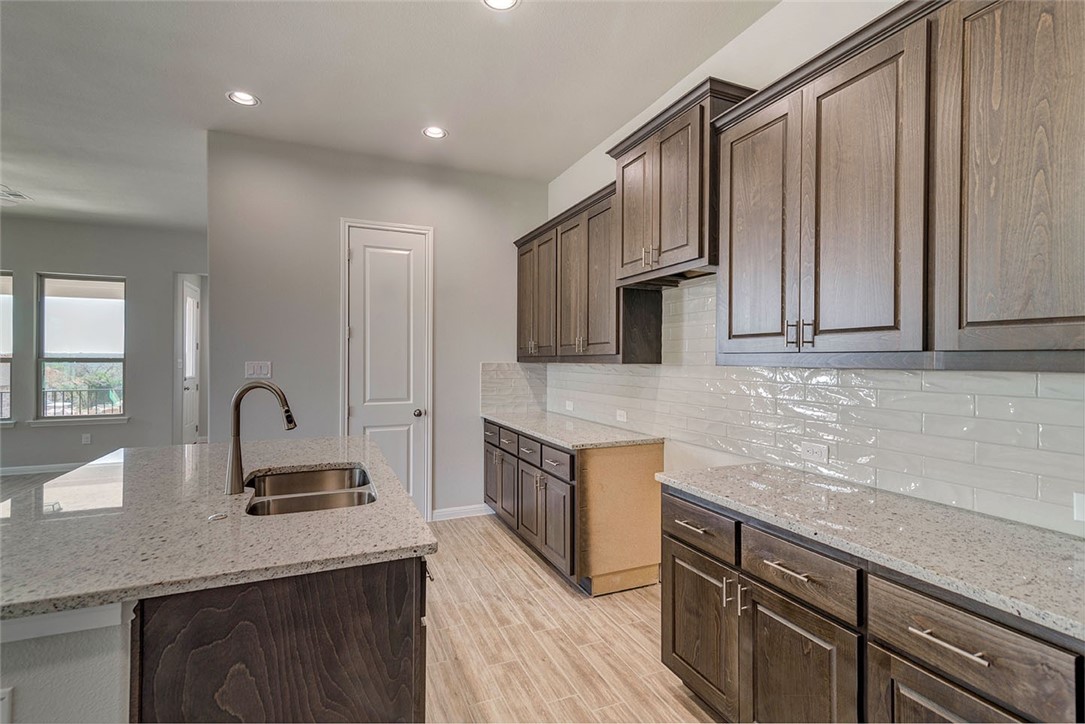 109 Scenic Hills Circle , Georgetown, TX, 78628 | 9007201 | Realty Texas LLC