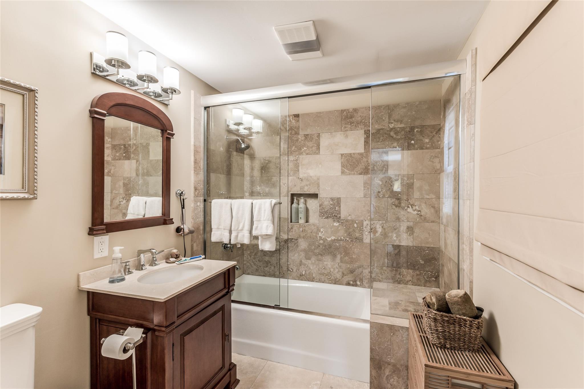 3822 Olympia Drive , Houston, TX, 77019 | 75560859 | Realty Texas LLC