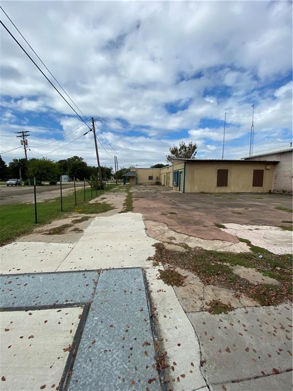 109 W Denton Street , Bremond, TX, 76629 | 198104 | Realty Texas LLC