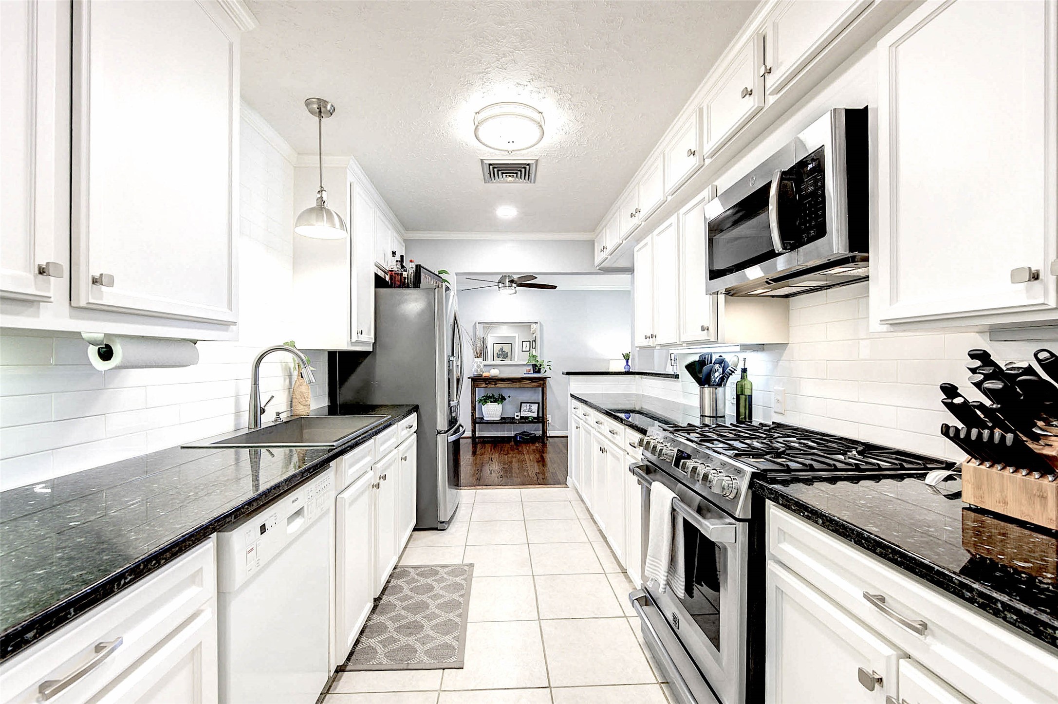 1711 Guese Road , Houston, TX, 77008 | 45539451 | Realty Texas LLC