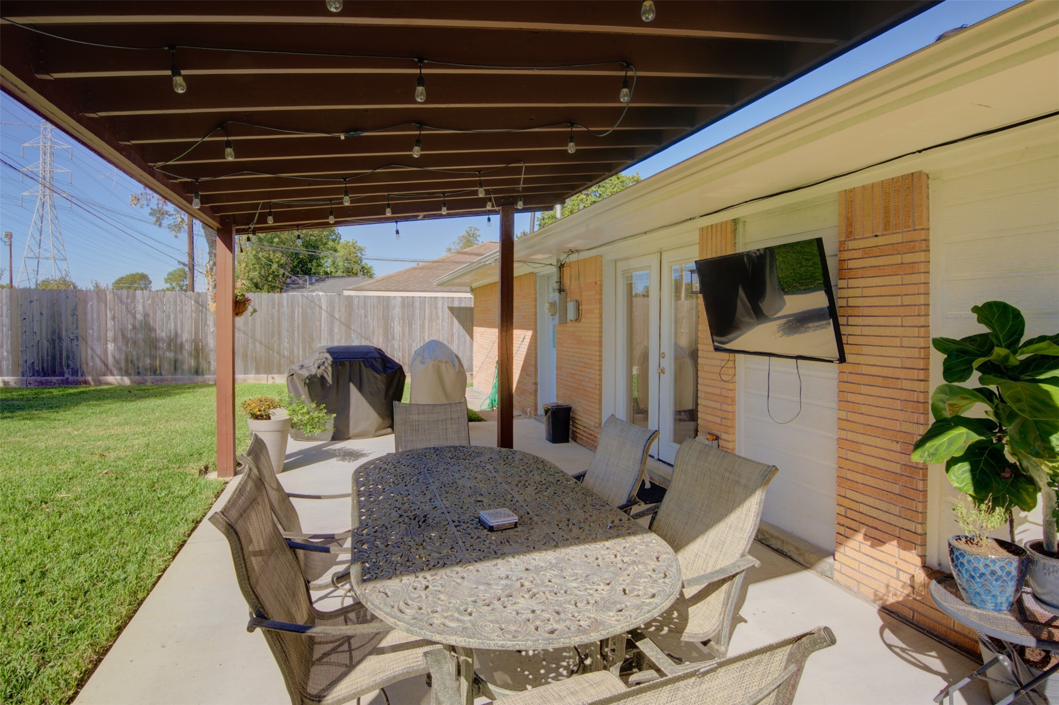 1711 Guese Road , Houston, TX, 77008 | 45539451 | Realty Texas LLC