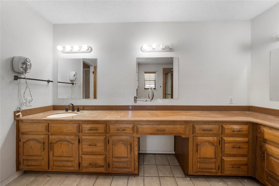 740 Castleman Creek Road , Hewitt, TX, 76643 | 198427 | Realty Texas LLC