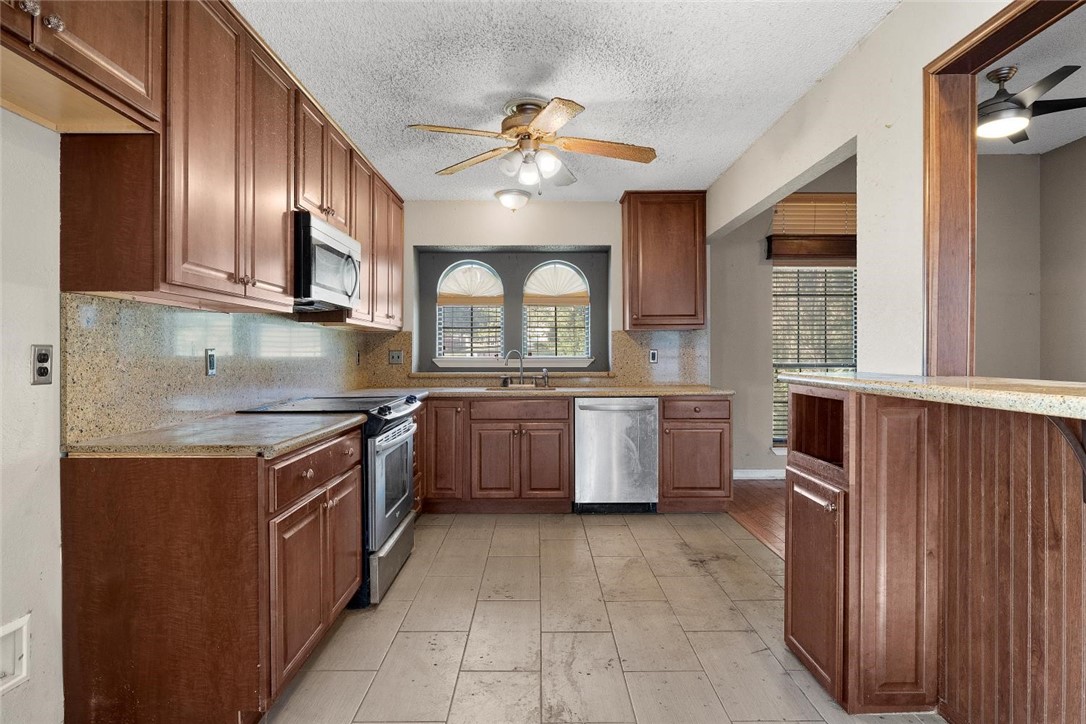 740 Castleman Creek Road , Hewitt, TX, 76643 | 198427 | Realty Texas LLC