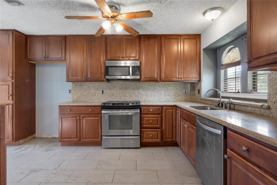 740 Castleman Creek Road , Hewitt, TX, 76643 | 198427 | Realty Texas LLC