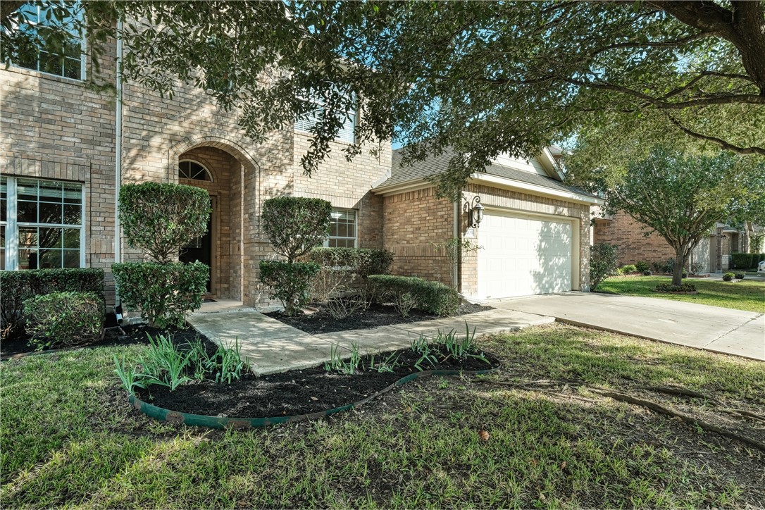 Sold: 703 Tom Kite Drive Blog Image Banner