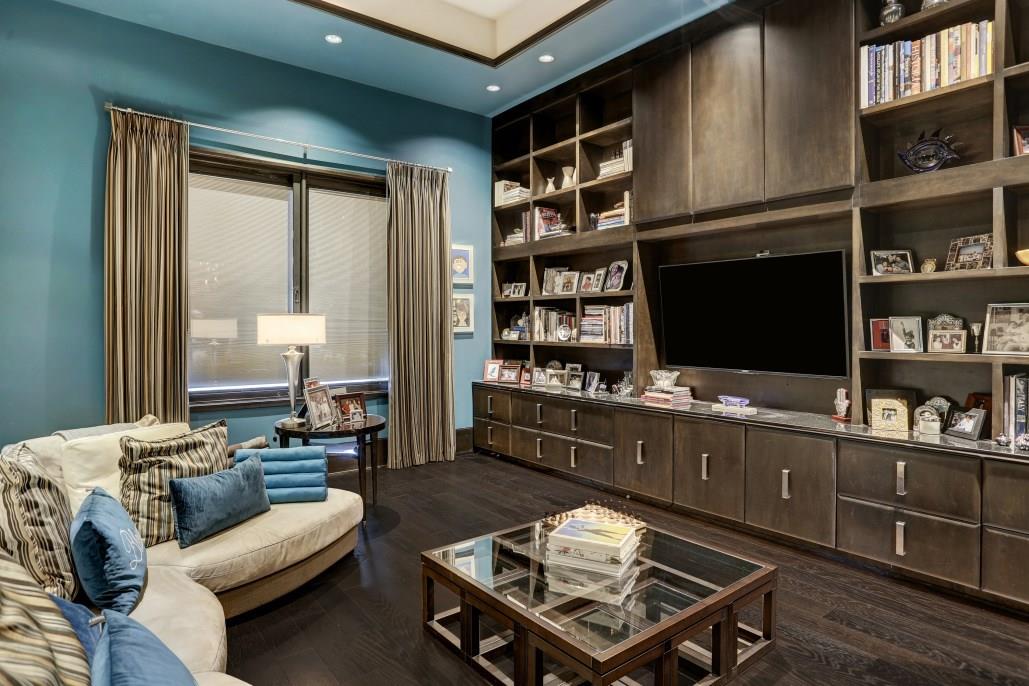 9010 Wickford Drive , Houston, TX, 77024 | 4409208 | Realty Texas LLC