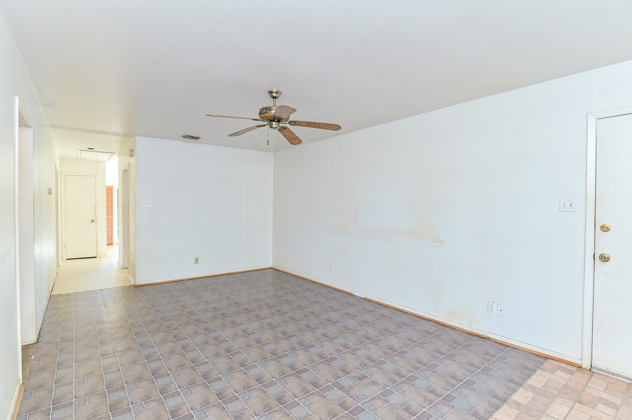7315 Housman Street , Houston, TX, 77055 | 18390102 | Realty Texas LLC