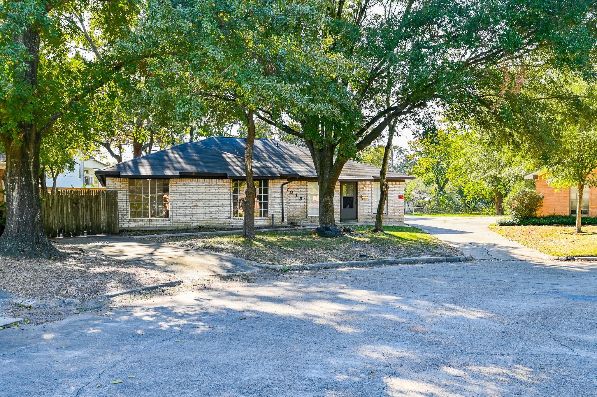 7315 Housman Street , Houston, TX, 77055 | 18390102 | Realty Texas LLC