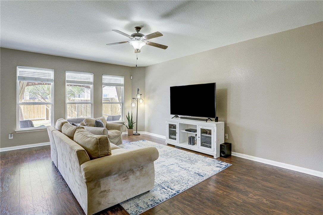 1712 Amy Drive , Kyle, TX, 78640 | 7714879 | Realty Texas LLC