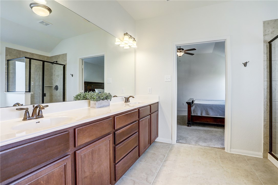 1712 Amy Drive , Kyle, TX, 78640 | 7714879 | Realty Texas LLC
