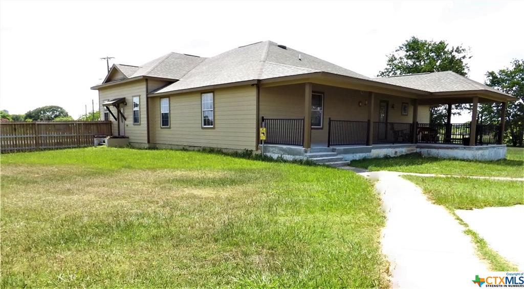 1218 E Main Street , Eagle Lake, TX, 77434 | 427555 | Realty Texas LLC