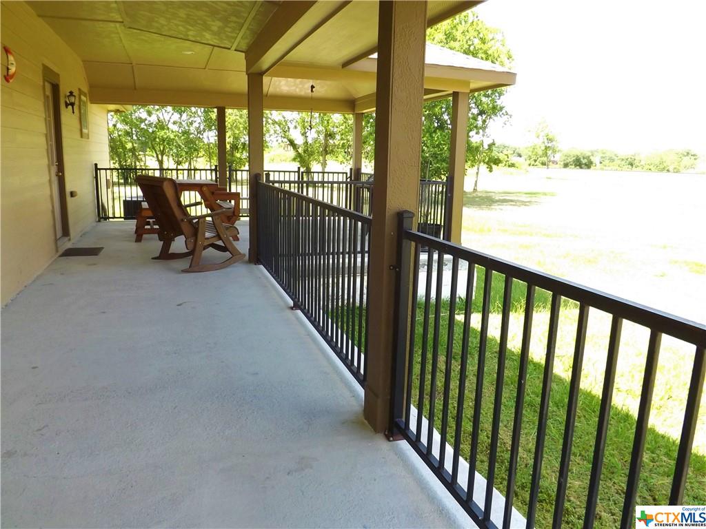 1218 E Main Street , Eagle Lake, TX, 77434 | 427555 | Realty Texas LLC