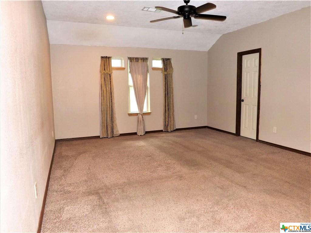 1218 E Main Street , Eagle Lake, TX, 77434 | 427555 | Realty Texas LLC