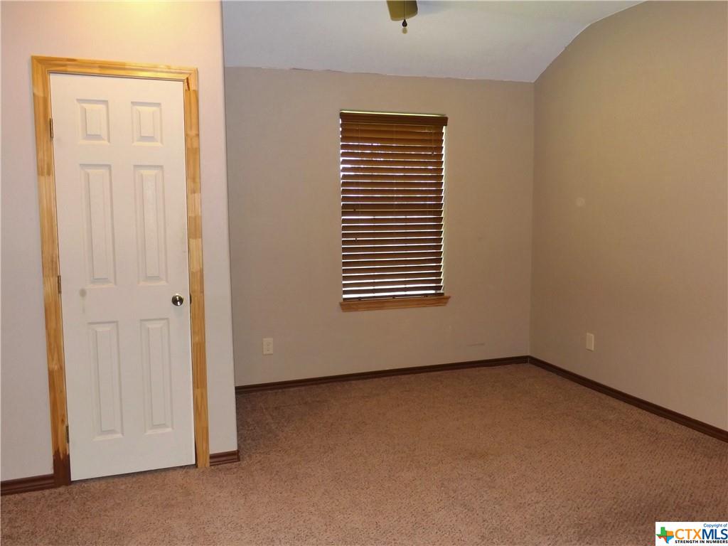 1218 E Main Street , Eagle Lake, TX, 77434 | 427555 | Realty Texas LLC
