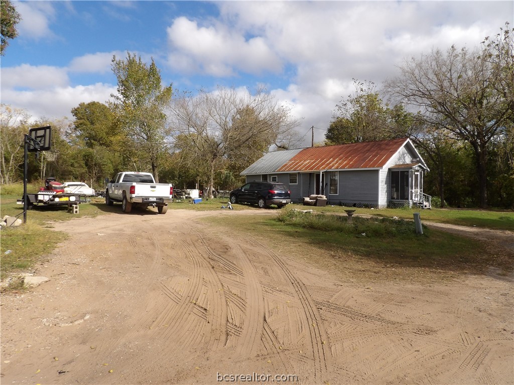 912 Rockdale, Lexington, TX, 78947 | 20018518 | Realty Texas LLC