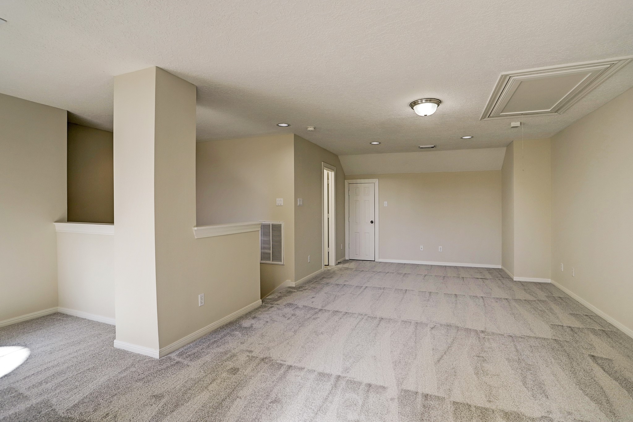 3342 Green Tree Park , Houston, TX, 77007 | 84393668 | Realty Texas LLC