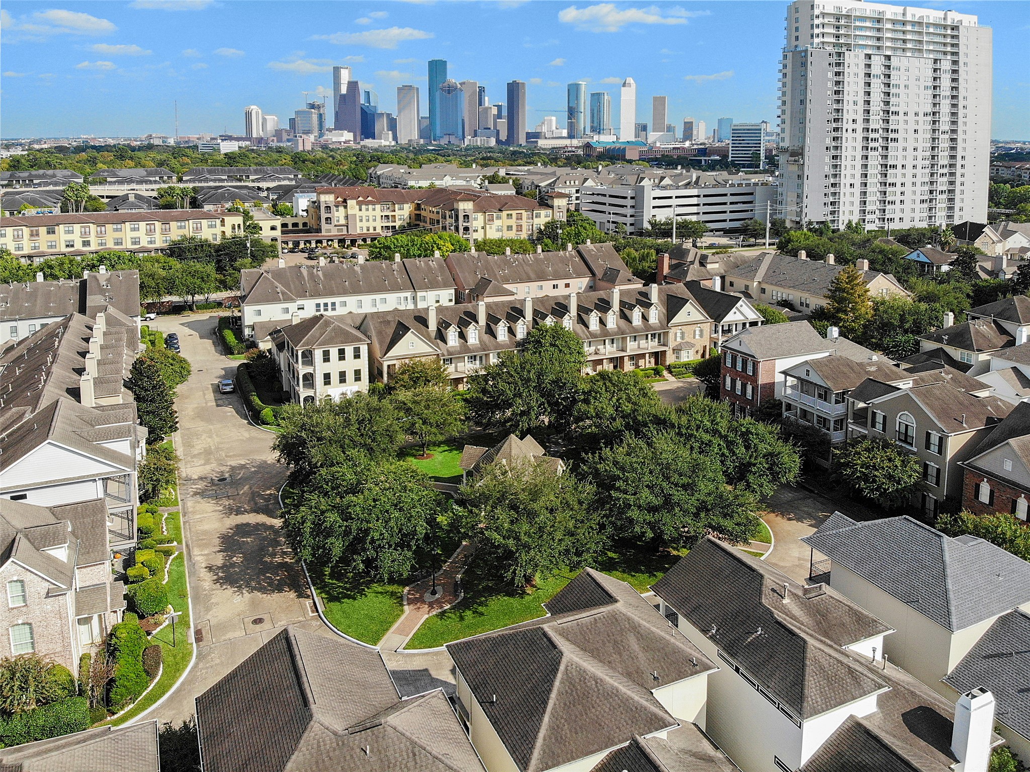 3342 Green Tree Park , Houston, TX, 77007 | 84393668 | Realty Texas LLC