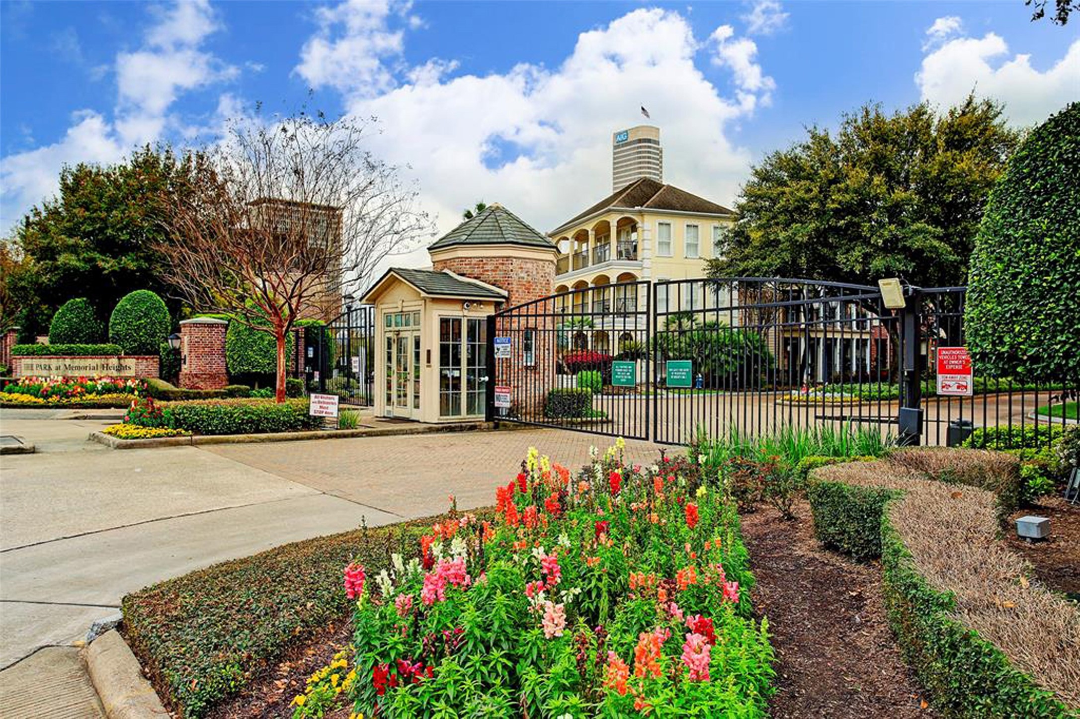 3342 Green Tree Park , Houston, TX, 77007 | 84393668 | Realty Texas LLC