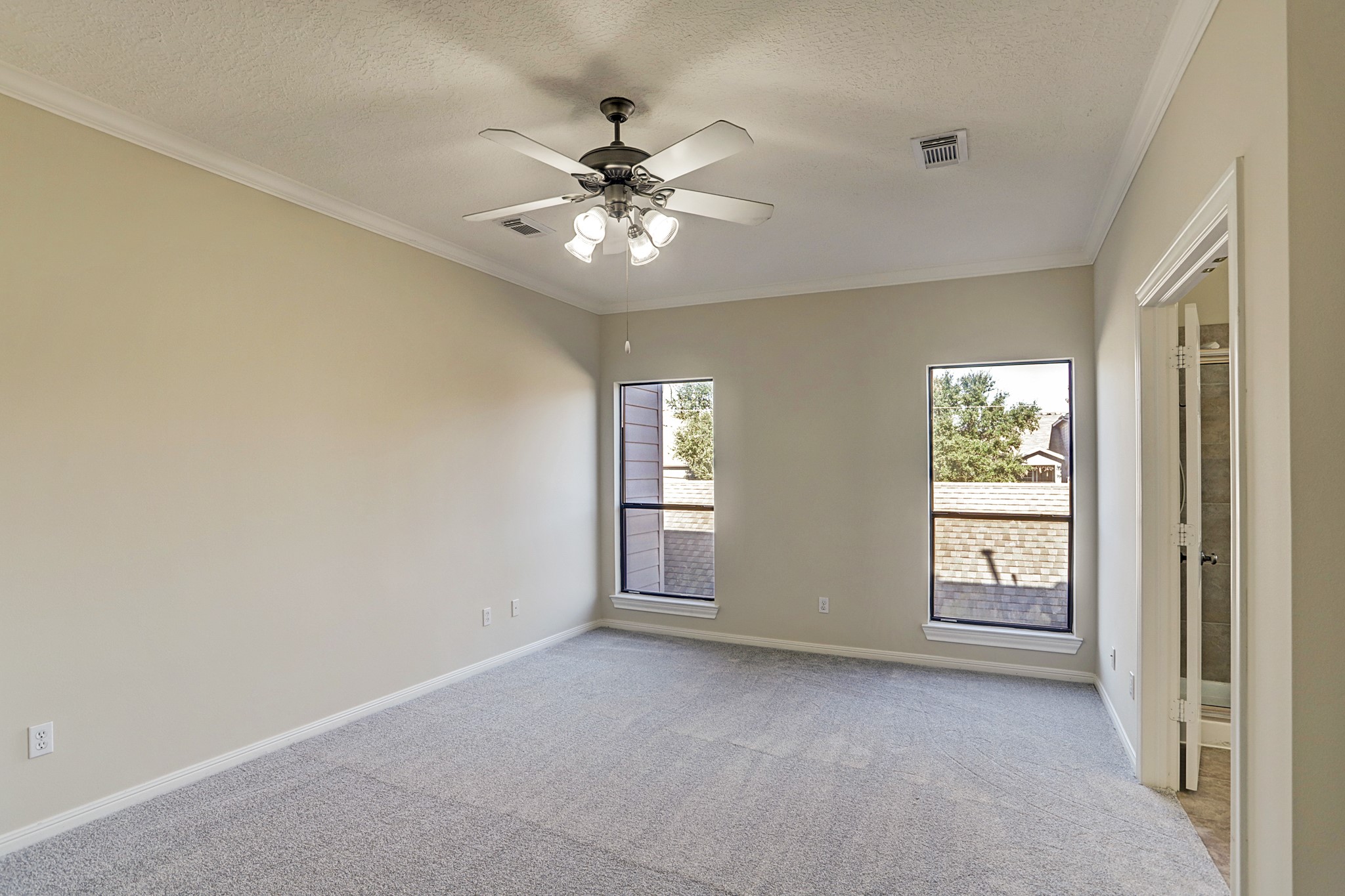 3342 Green Tree Park , Houston, TX, 77007 | 84393668 | Realty Texas LLC