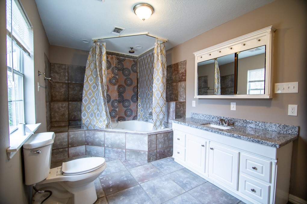 1029 Sycamore Street , La Marque, TX, 77568 | 93520530 | Realty Texas LLC