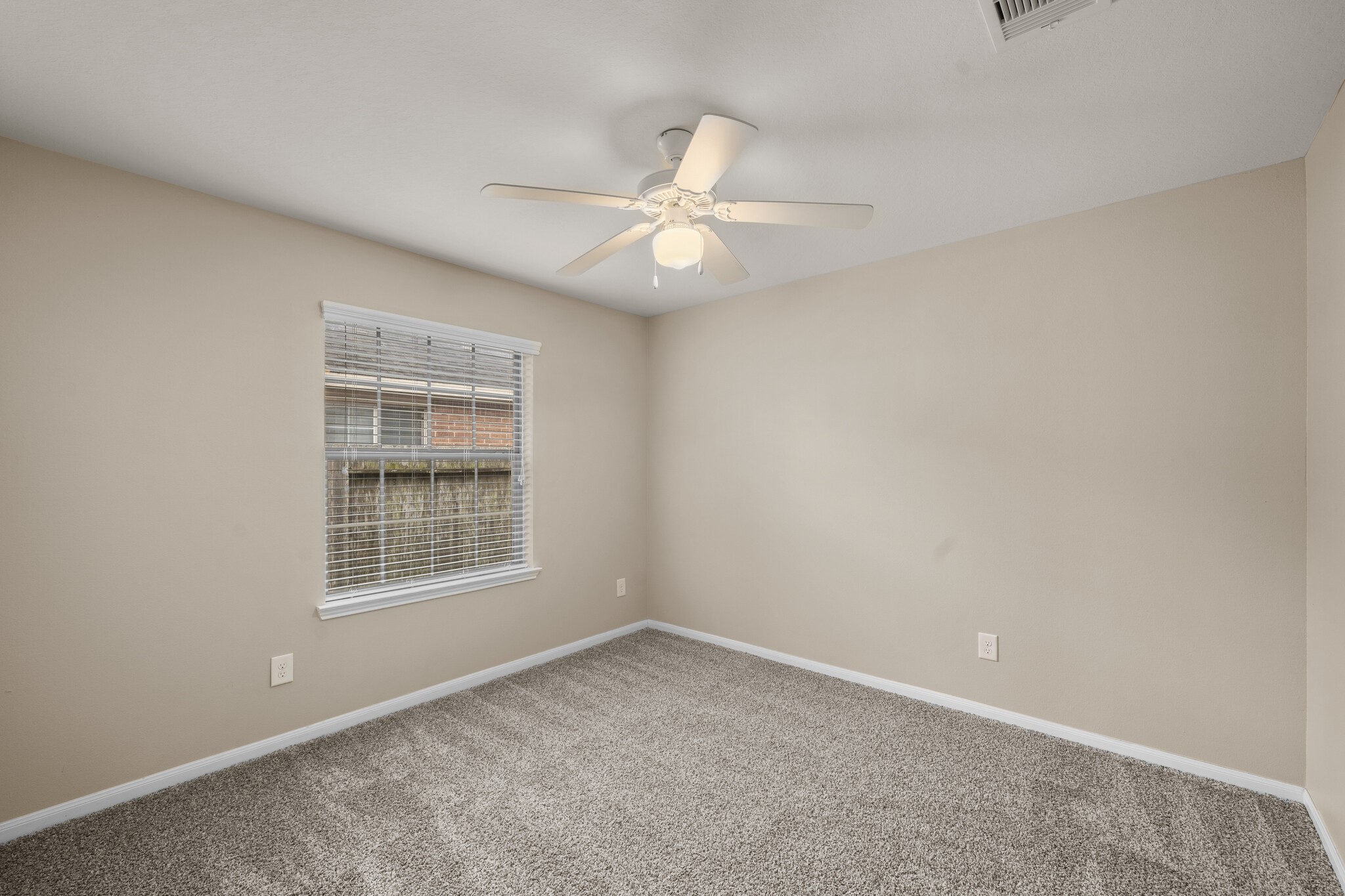 126 Long Canyon Lane , Richmond, TX, 77469 | 43030796 | Realty Texas LLC