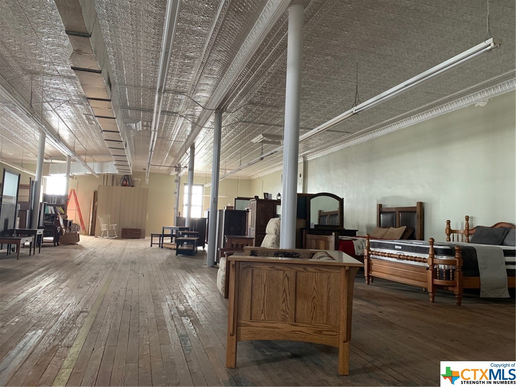 716 N Avenue D Avenue , Shiner, TX, 77984 | 430932 | Realty Texas LLC