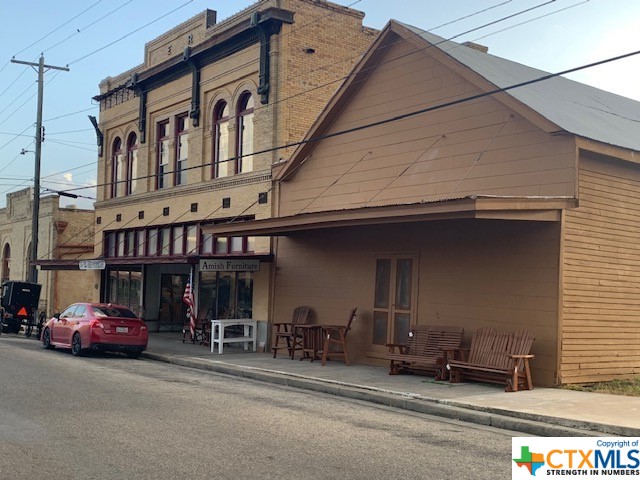 716 N Avenue D Avenue , Shiner, TX, 77984 | 430932 | Realty Texas LLC