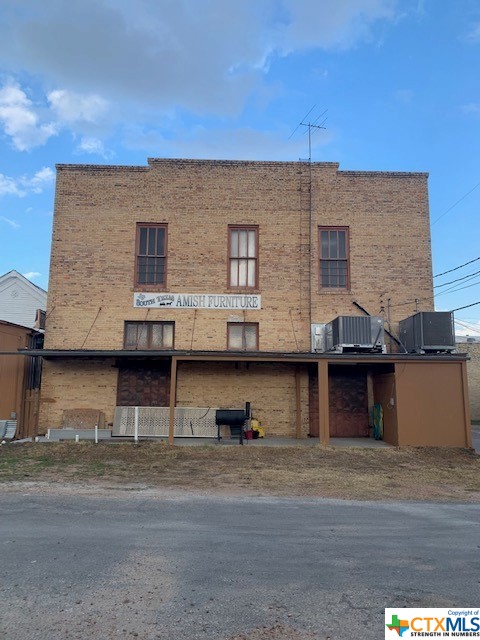 716 N Avenue D Avenue , Shiner, TX, 77984 | 430932 | Realty Texas LLC