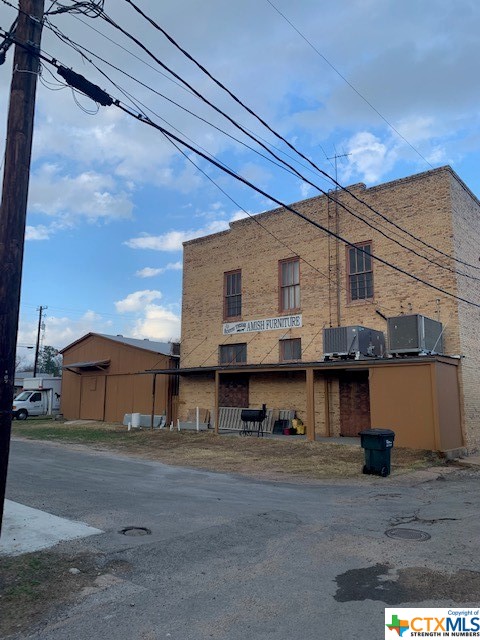 716 N Avenue D Avenue , Shiner, TX, 77984 | 430932 | Realty Texas LLC