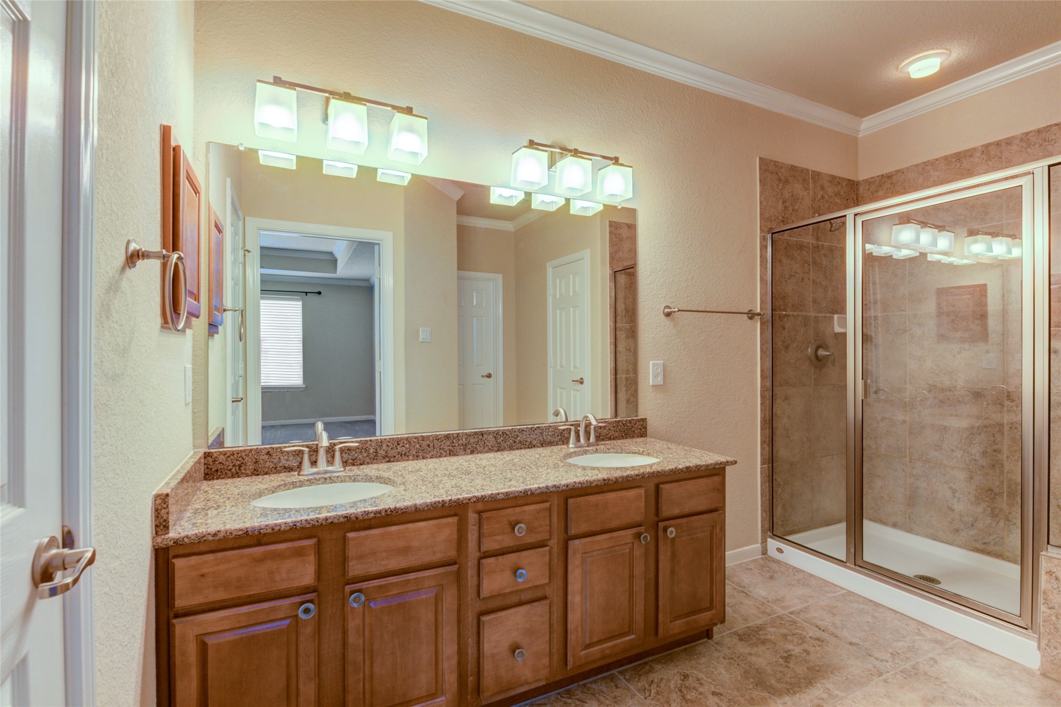 141 E Montfair Boulevard , The Woodlands, TX, 77382 | 77114470 | Realty Texas LLC