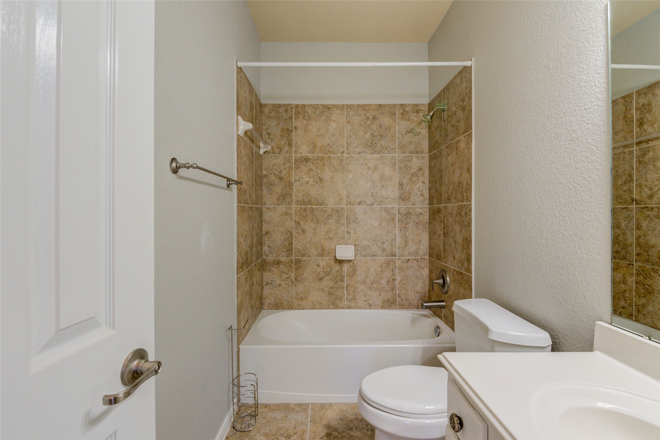 141 E Montfair Boulevard , The Woodlands, TX, 77382 | 77114470 | Realty Texas LLC