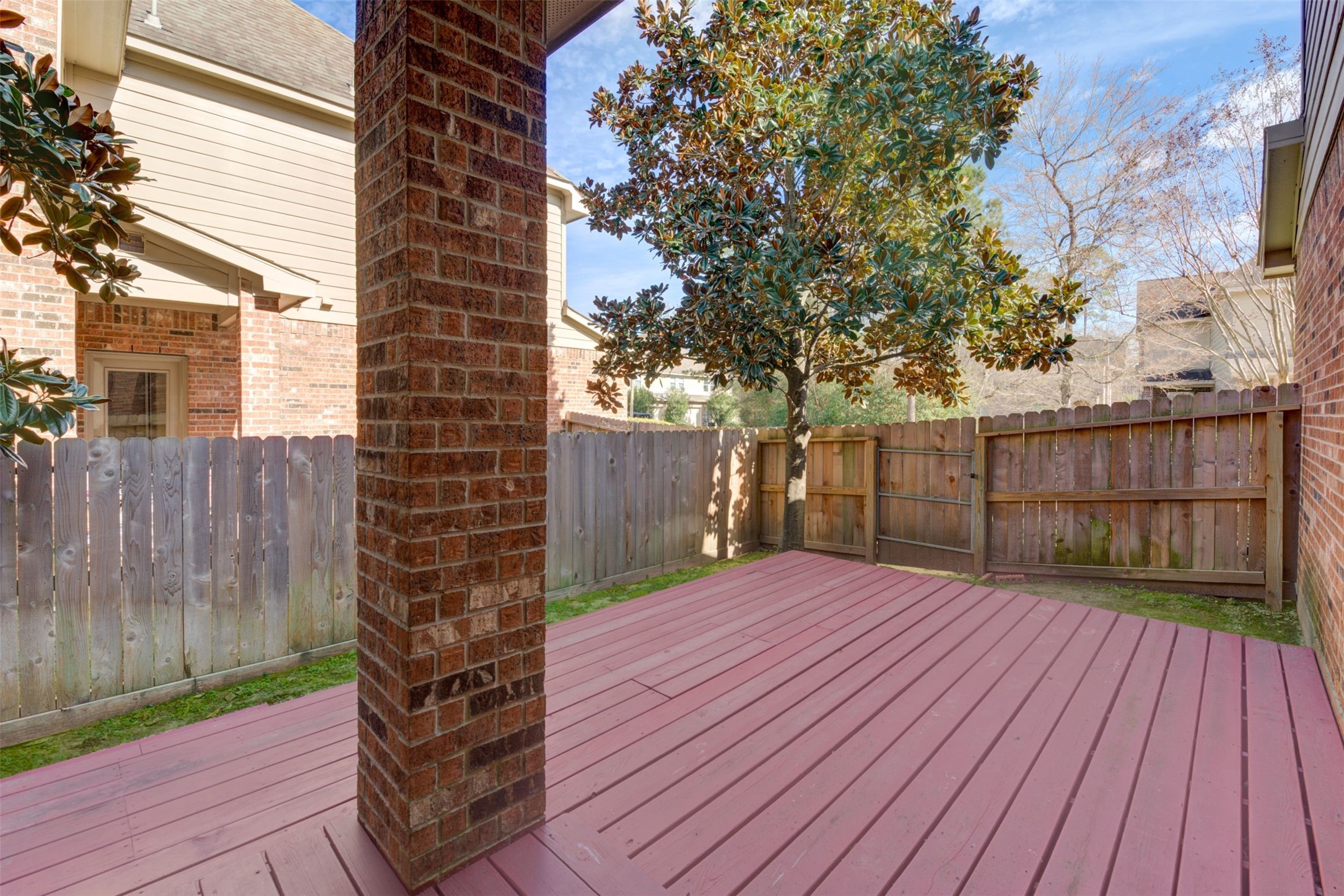 141 E Montfair Boulevard , The Woodlands, TX, 77382 | 77114470 | Realty Texas LLC