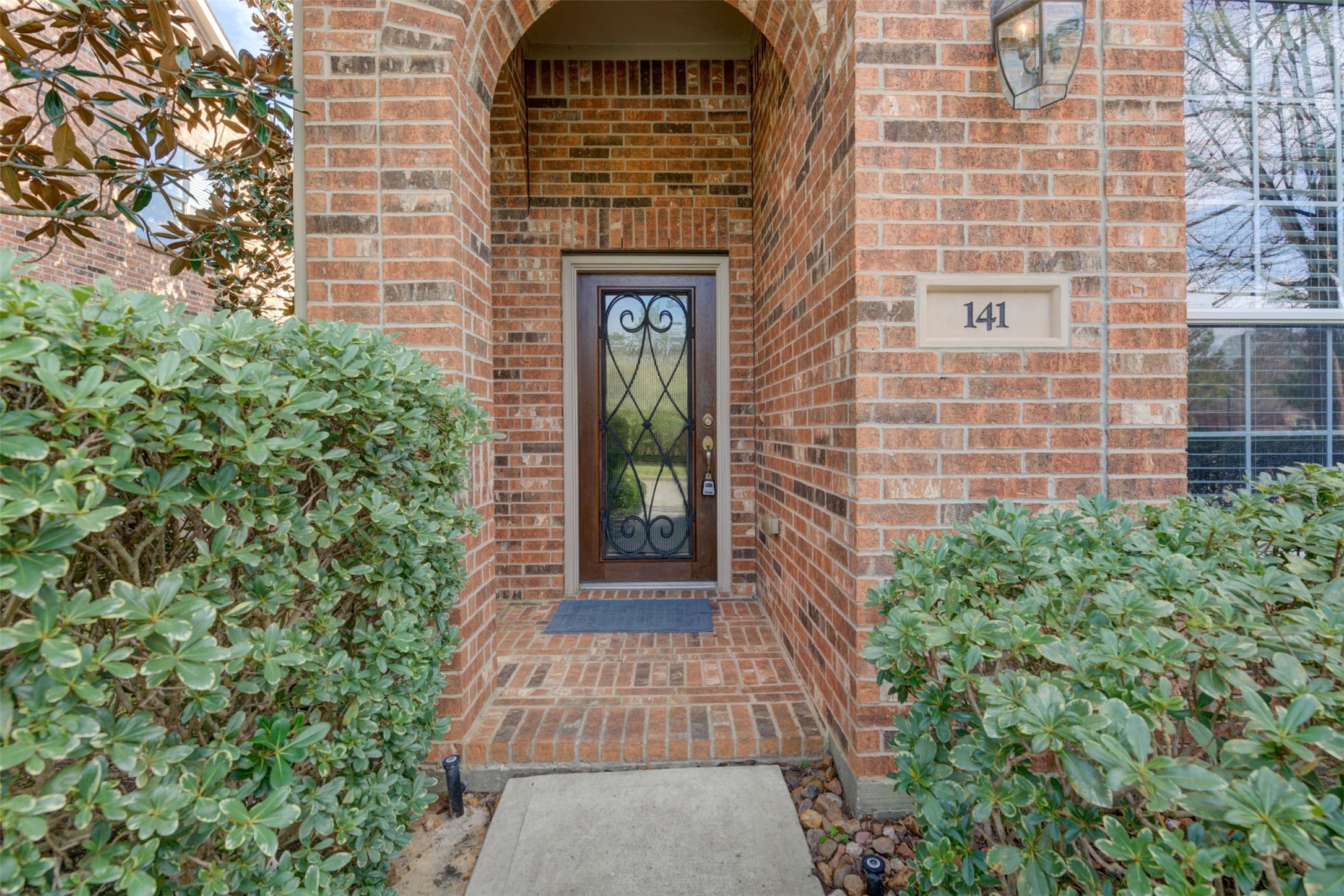 141 E Montfair Boulevard , The Woodlands, TX, 77382 | 77114470 | Realty Texas LLC