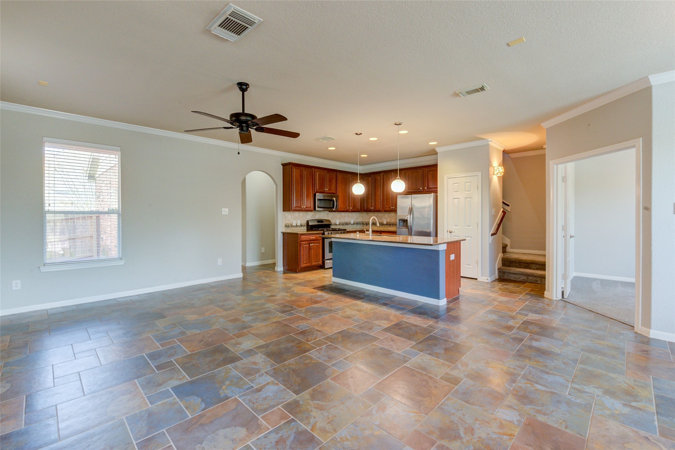 141 E Montfair Boulevard , The Woodlands, TX, 77382 | 77114470 | Realty Texas LLC