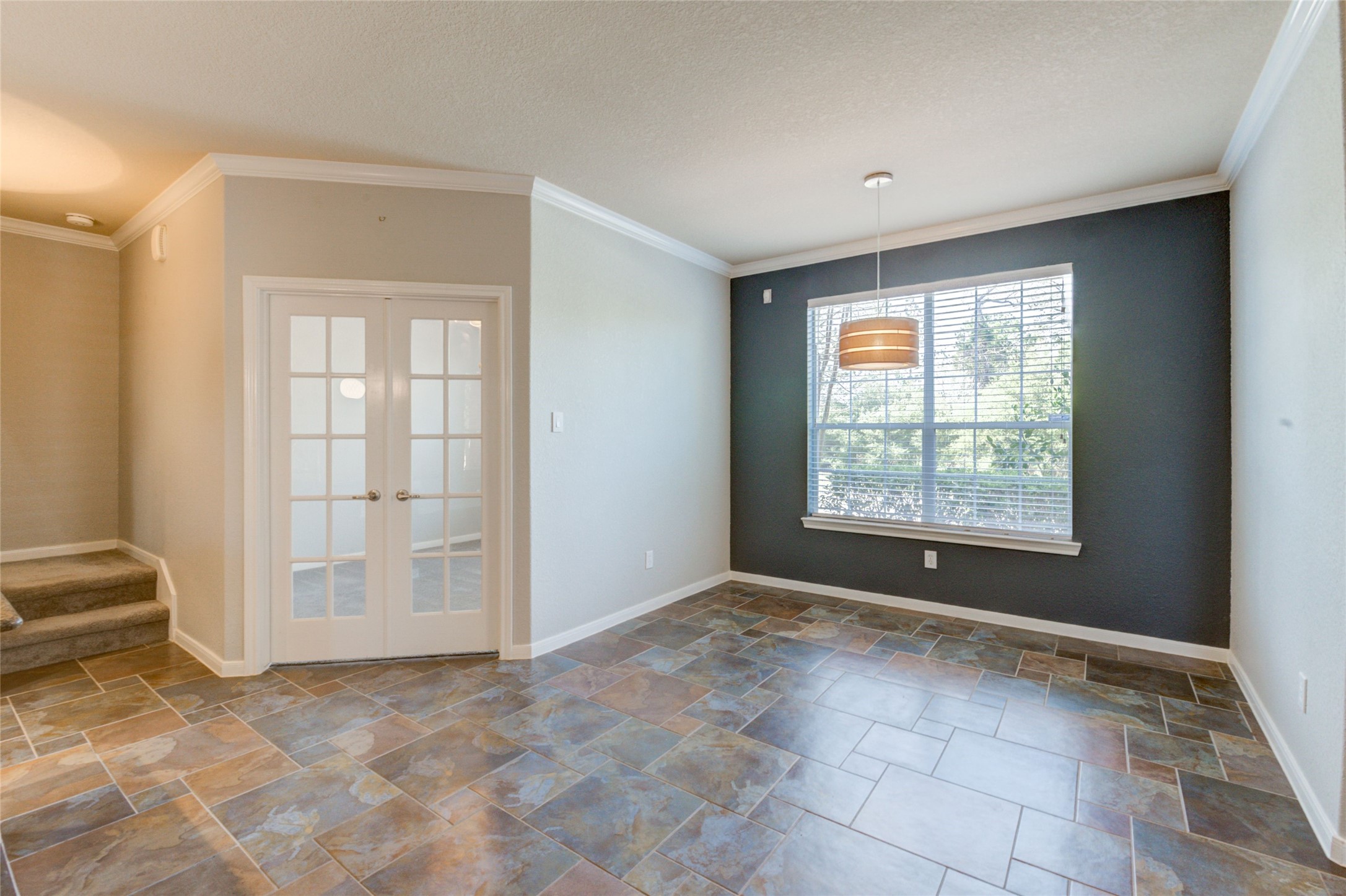 141 E Montfair Boulevard , The Woodlands, TX, 77382 | 77114470 | Realty Texas LLC
