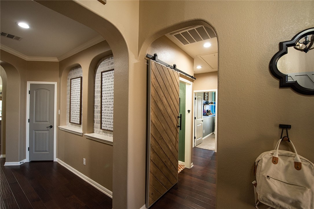100 Quarry Bluff Cove , Liberty Hill, TX, 78642 | 2942711 | Realty Texas LLC