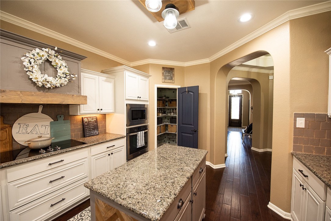 100 Quarry Bluff Cove , Liberty Hill, TX, 78642 | 2942711 | Realty Texas LLC