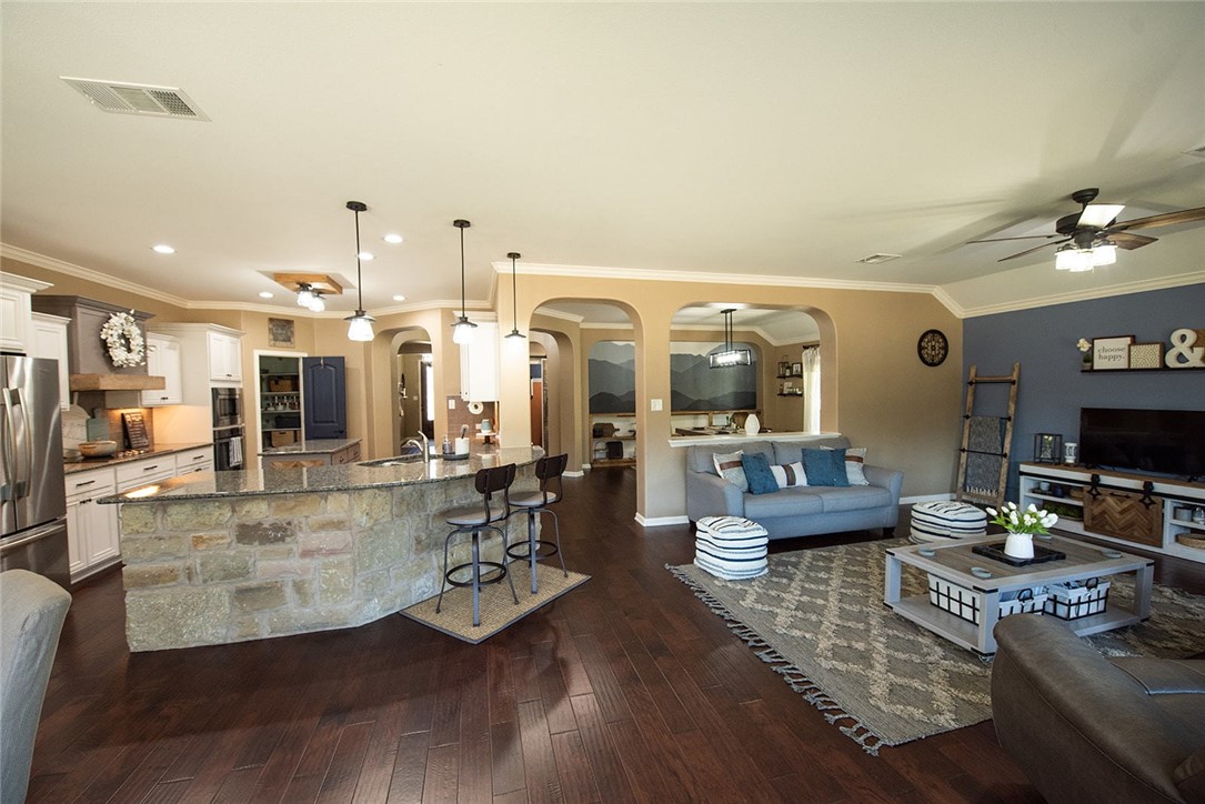 100 Quarry Bluff Cove , Liberty Hill, TX, 78642 | 2942711 | Realty Texas LLC