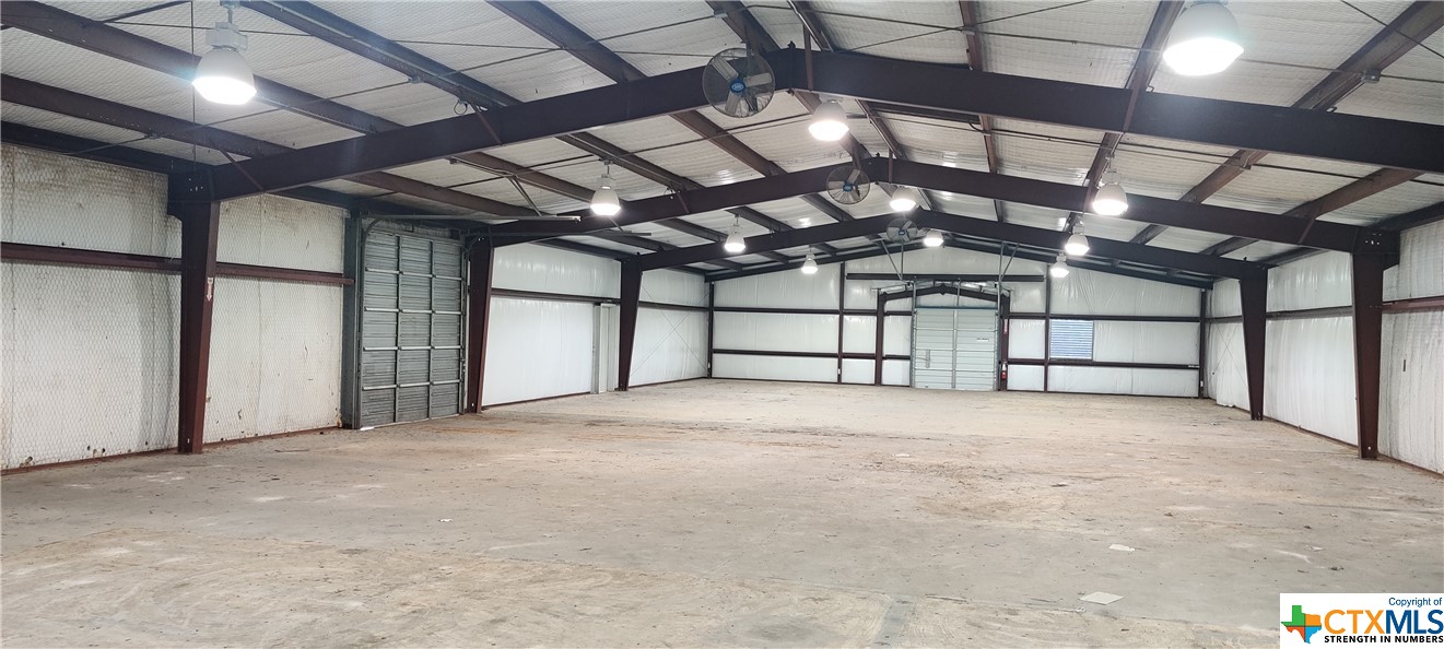 1001 Huser Boulevard , Schulenburg, TX, 78956 | 431434 | Realty Texas LLC
