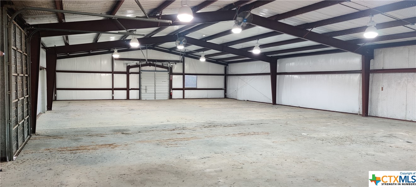 1001 Huser Boulevard , Schulenburg, TX, 78956 | 431434 | Realty Texas LLC